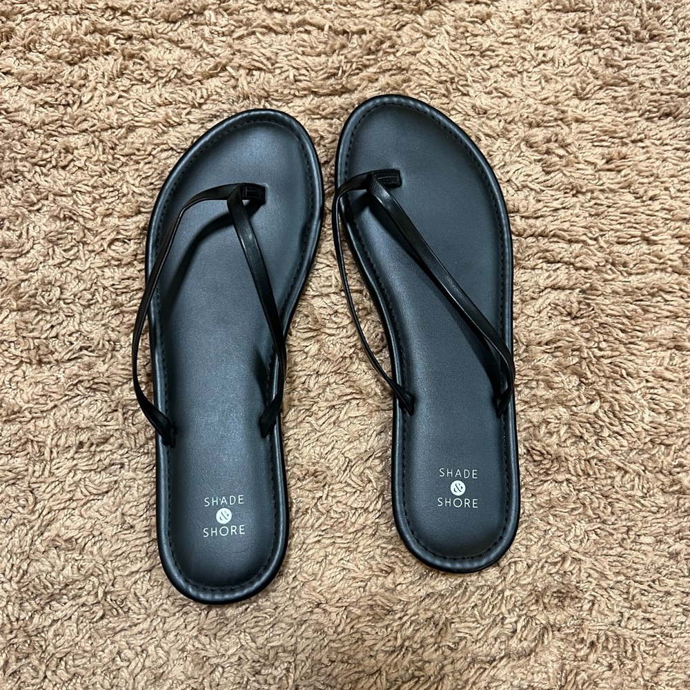 Black Flip Flops